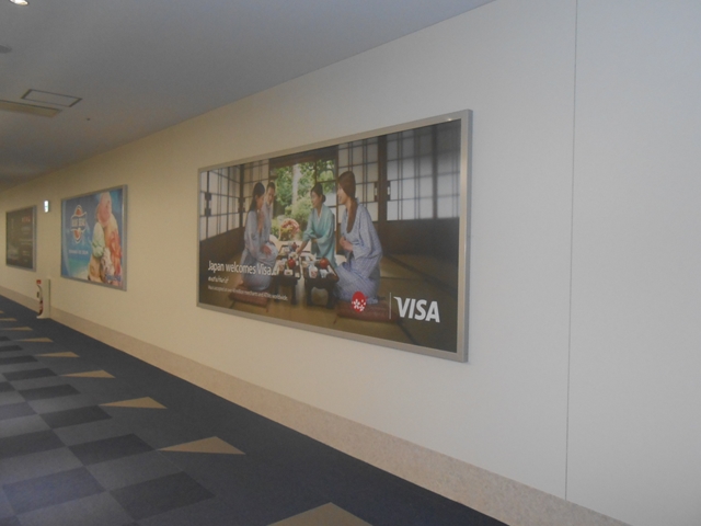 VISA 様（那覇空港国際線内）